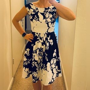 Midi dress. Sz. S/4. Black and white. Great condition.